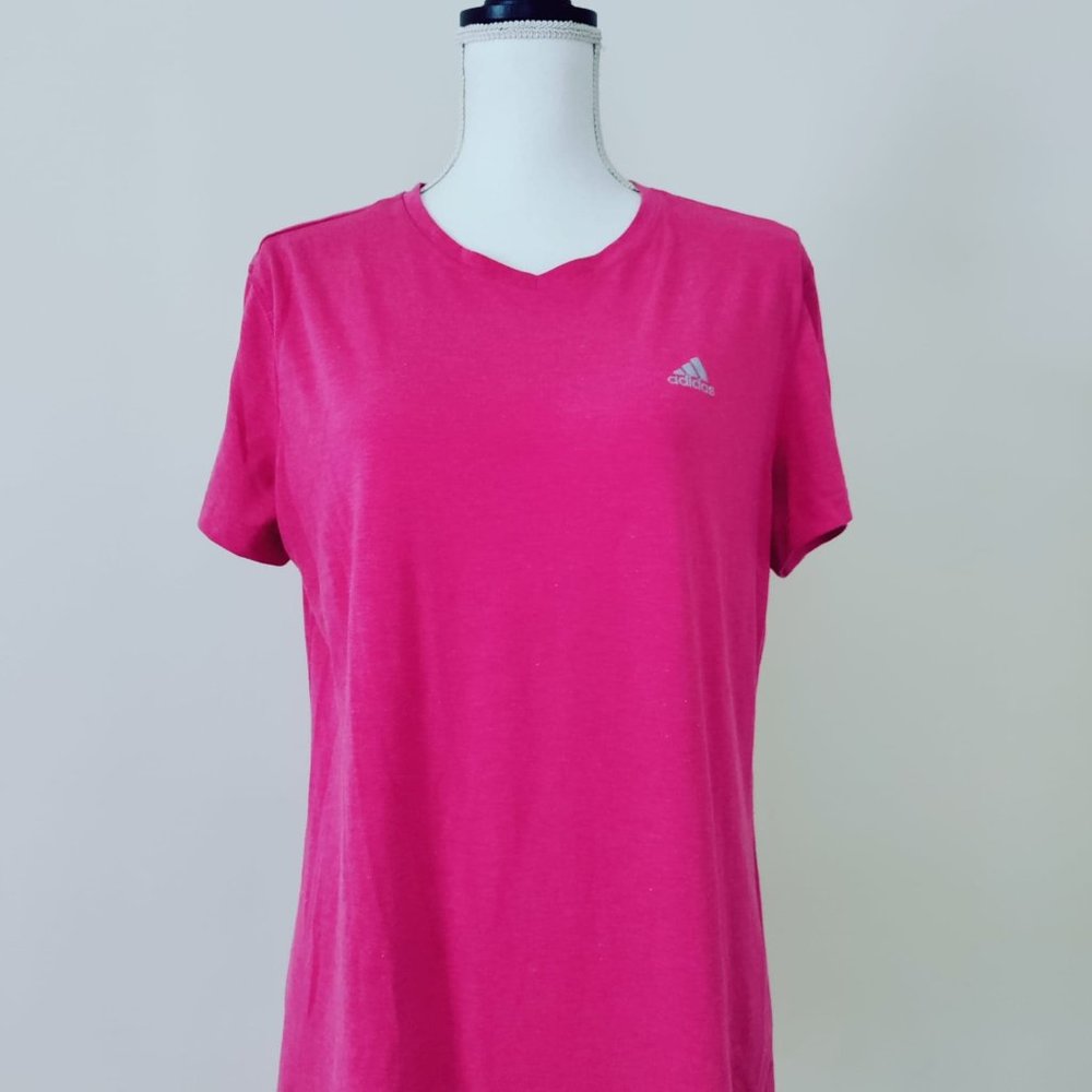 Excellent condition pink Adidas T shirt size XL
